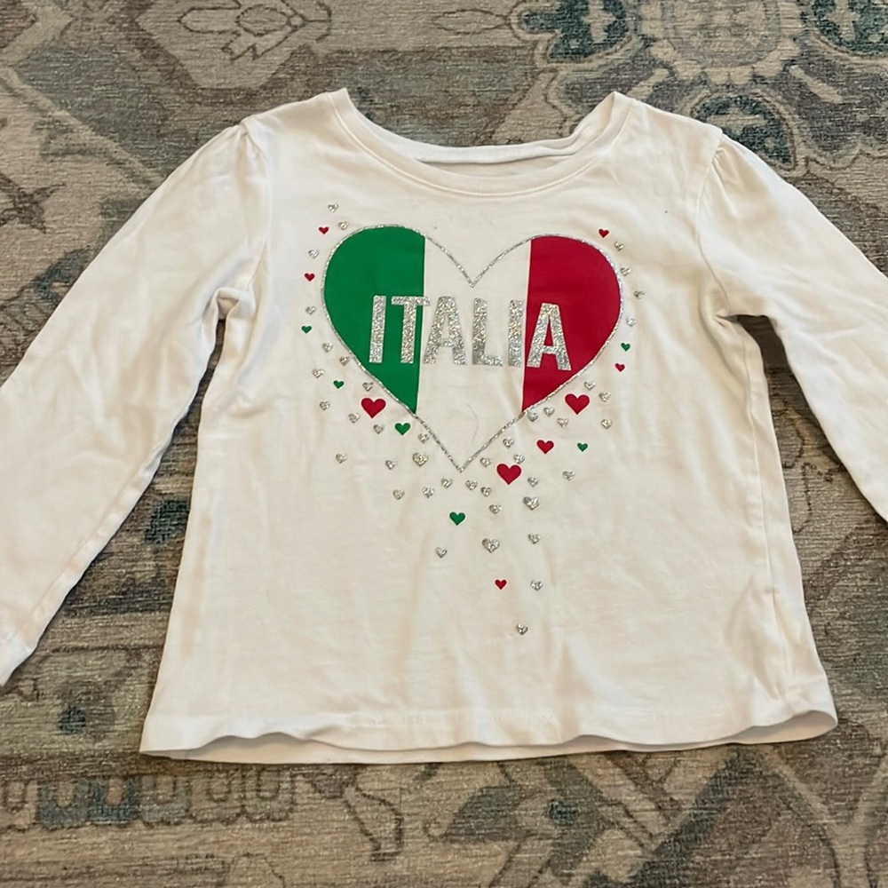 Children’s Place long sleeve tee Italian heart Size 2T